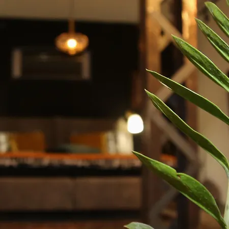 아파트 Industrial