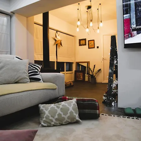 아파트 Industrial