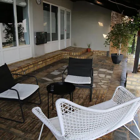 아파트 Industrial Kula